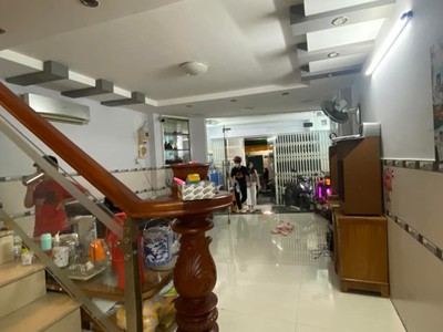 Chính chủ cho thuê căn hộ 2N1K tại phố chùa láng 4215