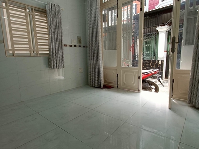Chính chủ cho thuê căn hộ 2N1K tại phố chùa láng 4193