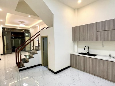 Chính chủ cho thuê căn hộ 2N1K tại phố chùa láng 4114
