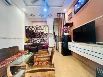 Chính chủ cho thuê căn hộ 2N1K tại phố chùa láng 4020