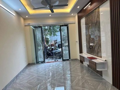 Chính chủ cho thuê căn hộ 2N1K tại phố chùa láng 5115