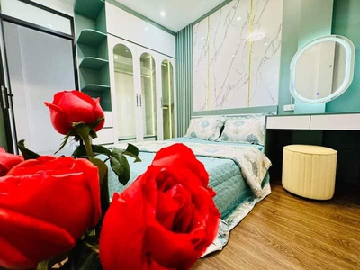 Căn nhà đẹp đón tết phố vũ tông phan  giá:3.55 tỷ nhà 3 tầng 3 ngủ dt:32m2 chỉ 30 ra ôtô . 4