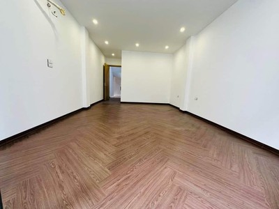 Chính chủ cho thuê căn hộ 2N1K tại phố chùa láng 4744