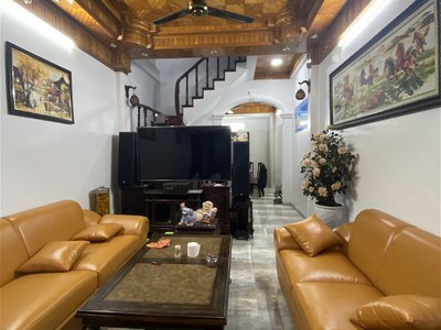 Chính chủ cho thuê căn hộ 2N1K tại phố chùa láng 4395