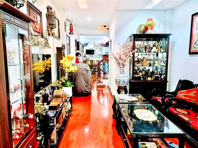 Chính chủ cho thuê căn hộ 2N1K tại phố chùa láng 4633
