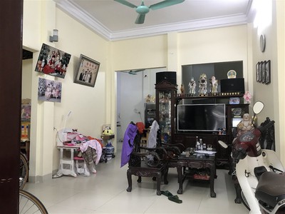 Chính chủ cho thuê căn hộ 2N1K tại phố chùa láng 4711
