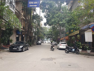 Bán đất tặng nhà Lê Trọng Tấn, ngõ ô tô tránh, 51m2, 5.9 tỷ 0