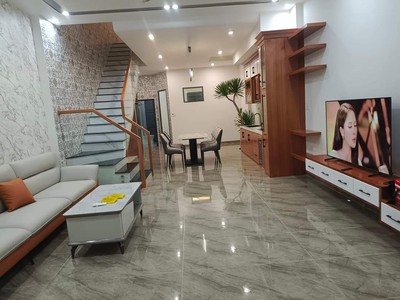 Chính chủ cho thuê căn hộ 2N1K tại phố chùa láng 6707