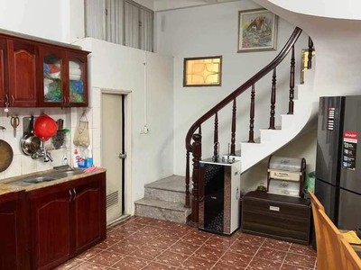 Chính chủ cho thuê căn hộ 2N1K tại phố chùa láng 5514