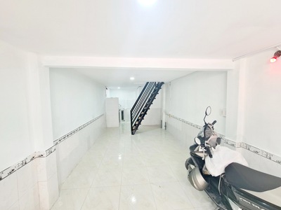 Chính chủ cho thuê căn hộ 2N1K tại phố chùa láng 5964