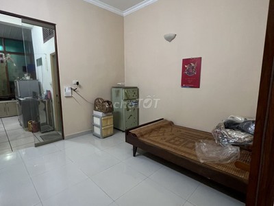 Chính chủ cho thuê căn hộ 2N1K tại phố chùa láng 6007