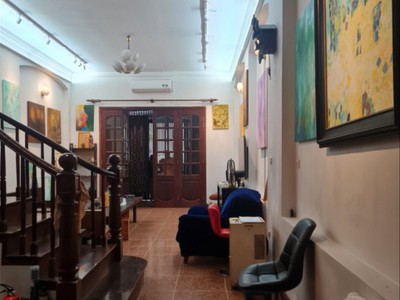 Chính chủ cho thuê căn hộ 2N1K tại phố chùa láng 6626