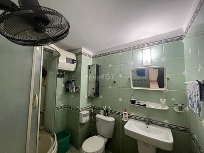 Chính chủ cho thuê căn hộ 2N1K tại phố chùa láng 6002