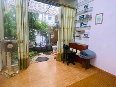 Chính chủ cho thuê căn hộ 2N1K tại phố chùa láng 6004