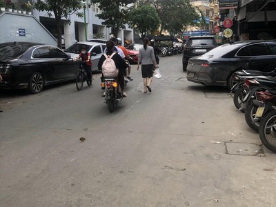 Chính chủ cho thuê căn hộ 2N1K tại phố chùa láng 6324