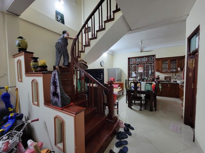 Chính chủ cho thuê căn hộ 2N1K tại phố chùa láng 6383
