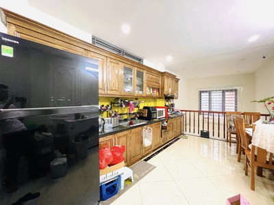 Chính chủ cho thuê căn hộ 2N1K tại phố chùa láng 5987