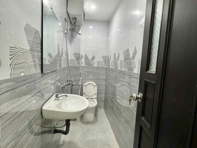 Chính chủ cho thuê căn hộ 2N1K tại phố chùa láng 5606