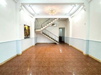 Chính chủ cho thuê căn hộ 2N1K tại phố chùa láng 5610