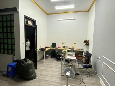 Chính chủ cho thuê căn hộ 2N1K tại phố chùa láng 5664