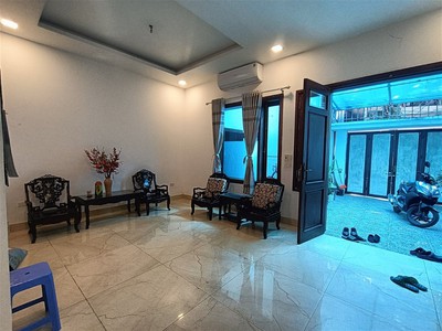 Chính chủ cho thuê căn hộ 2N1K tại phố chùa láng 6087