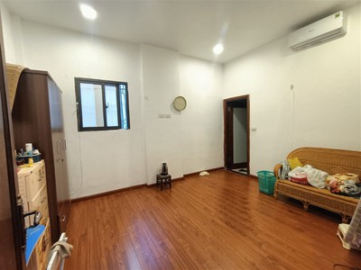 Chính chủ cho thuê căn hộ 2N1K tại phố chùa láng 6089