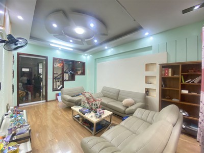 Chính chủ cho thuê căn hộ 2N1K tại phố chùa láng 5773