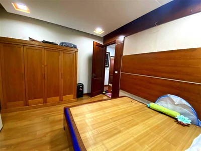 Chính chủ cho thuê căn hộ 2N1K tại phố chùa láng 6050
