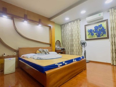 Chính chủ cho thuê căn hộ 2N1K tại phố chùa láng 6746