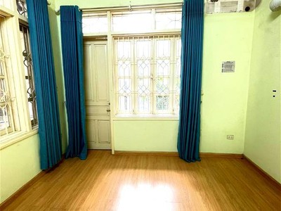 Chính chủ cho thuê căn hộ 2N1K tại phố chùa láng 5720