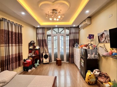 Chính chủ cho thuê căn hộ 2N1K tại phố chùa láng 6619
