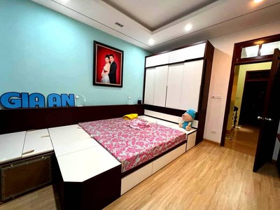 Chính chủ cho thuê căn hộ 2N1K tại phố chùa láng 6936