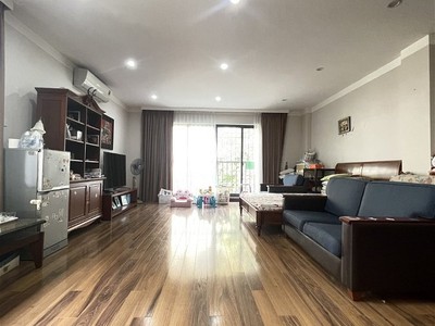 Chính chủ cho thuê căn hộ 2N1K tại phố chùa láng 6650