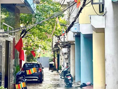 Chính chủ cho thuê căn hộ 2N1K tại phố chùa láng 5242