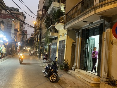 Chính chủ cho thuê căn hộ 2N1K tại phố chùa láng 6223