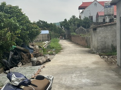 Chính chủ nhờ bán nhà cấp bốn 64,5m quảng hội,quang tiến,sóc sơn. tiện ích: -diện tích 64,5m , 2