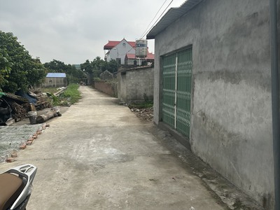 Chính chủ nhờ bán nhà cấp bốn 64,5m quảng hội,quang tiến,sóc sơn. tiện ích: -diện tích 64,5m , 3