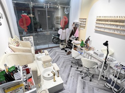 Chính chủ cần share mặt bằng nail- mi tại đống đa , hà nội 4