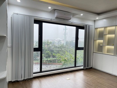 Chính chủ bán 75,5m2 nhà 7 tầng Ngõ 1 Phố Đào Văn Tập - Việt Hưng. View vườn hoa, có thang máy 10