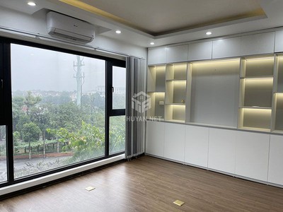 Chính chủ bán 75,5m2 nhà 7 tầng Ngõ 1 Phố Đào Văn Tập - Việt Hưng. View vườn hoa, có thang máy 6
