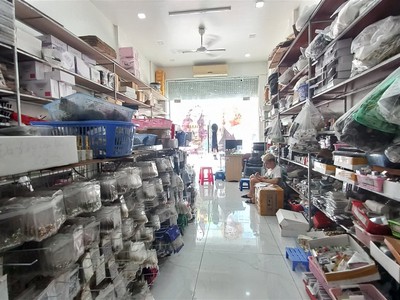 Chính chủ cho thuê căn hộ 2N1K tại phố chùa láng 7128