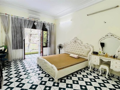 Chính chủ cho thuê căn hộ 2N1K tại phố chùa láng 7560