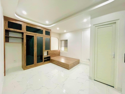 Chính chủ cho thuê căn hộ 2N1K tại phố chùa láng 8081