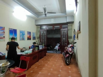 Chính chủ cho thuê căn hộ 2N1K tại phố chùa láng 8465
