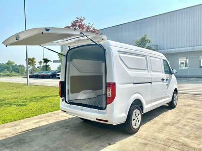 Xe tải nhẹ máy VAN. Giải pháp thuận tiện vào phố 2