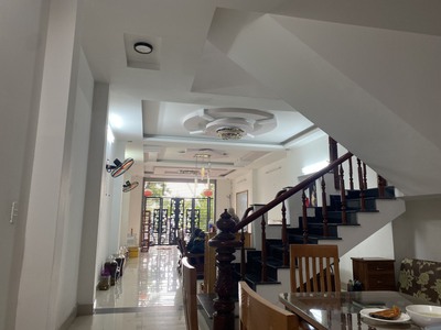 Hạ sâu 3 tỷ nhà 4 tầng nguyễn lộ trạch đối diện tòa căn hộ cao cấp và shophouse regal pavillon 1