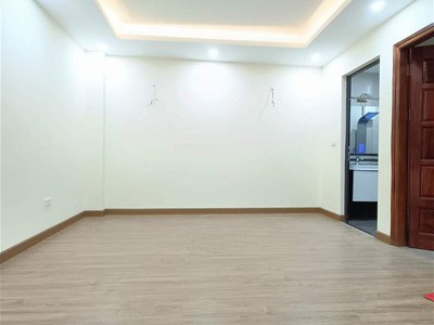 Chính chủ cho thuê căn hộ 2N1K tại phố chùa láng 8348