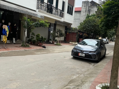 Chính chủ cho thuê căn hộ 2N1K tại phố chùa láng 7522