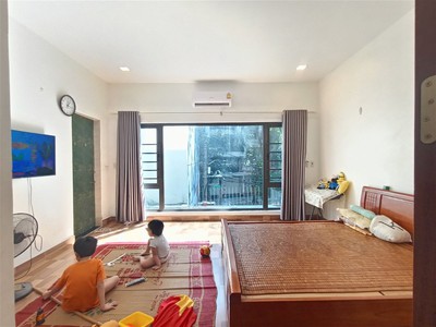 Chính chủ cho thuê căn hộ 2N1K tại phố chùa láng 8457
