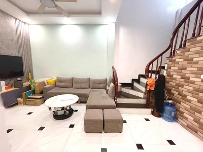Chính chủ cho thuê căn hộ 2N1K tại phố chùa láng 7307